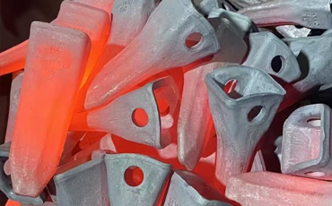 Línea de producción de dientes de cucharón para excavadora