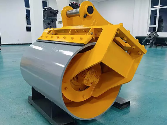 Accesorio de rodillo para excavadora compactadora de pendientes