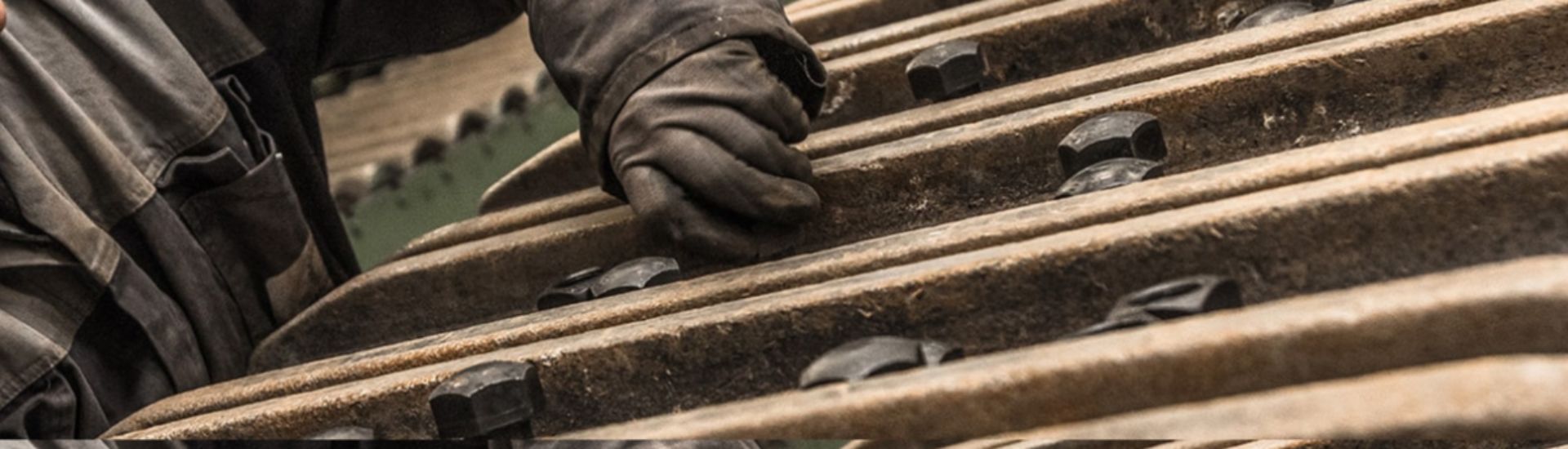 Perno de oruga para excavadora NewReach