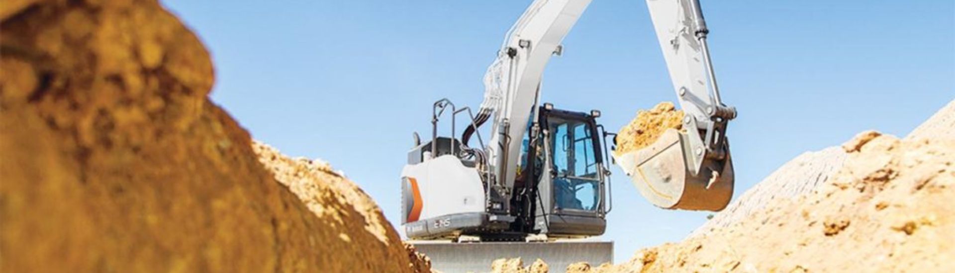 Cucharón de zanja avanzado de NewReach para miniexcavadora