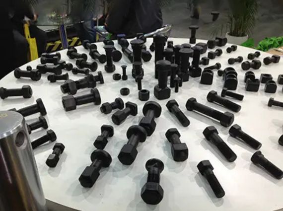 Pernos de alta calidad